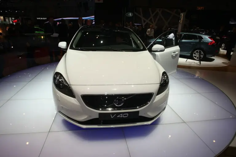 Volvo V40 - Salone di Ginevra 2012 - 4