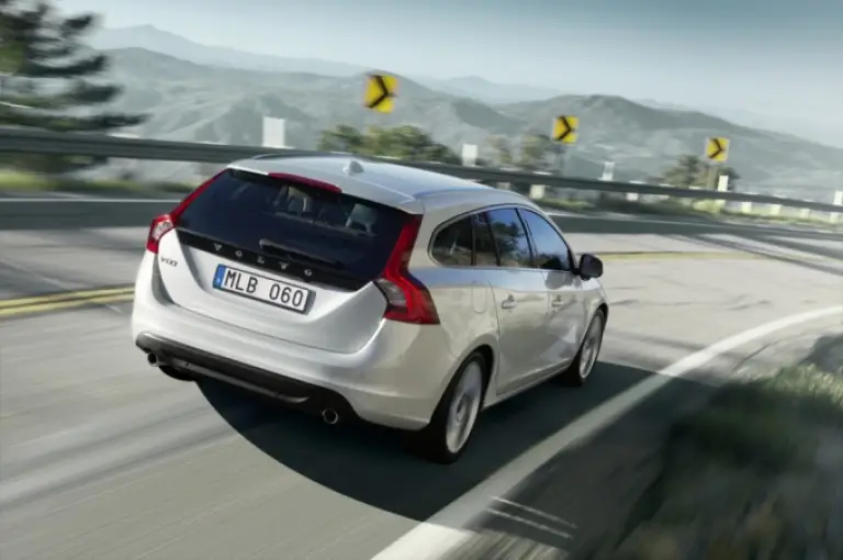 Volvo V60 2011 - 19