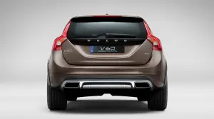 Volvo V60 Cross Country 2015