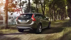 Volvo V60 Cross Country 2015