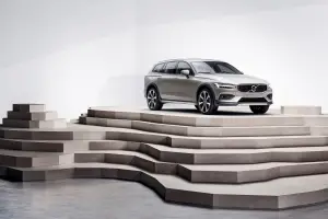 Volvo V60 Cross Country MY 2019 - 12