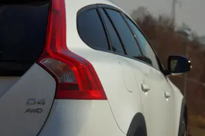 Volvo V60 Cross Country - Prova su strada 2016