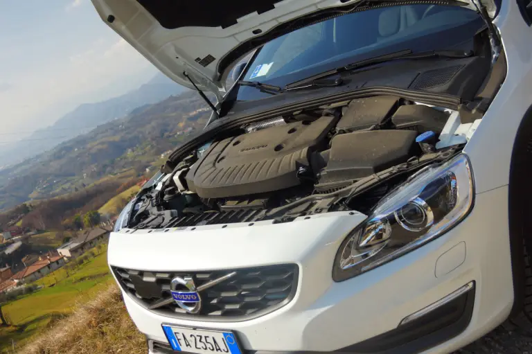 Volvo V60 Cross Country - Prova su strada 2016 - 27