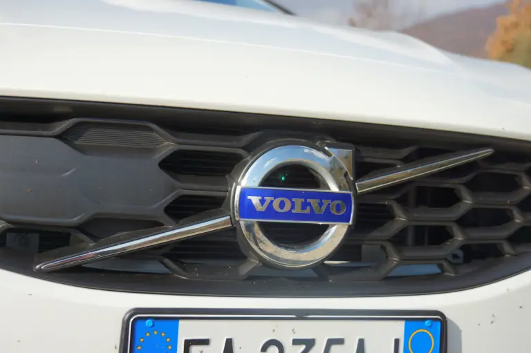 Volvo V60 Cross Country - Prova su strada 2016 - 32