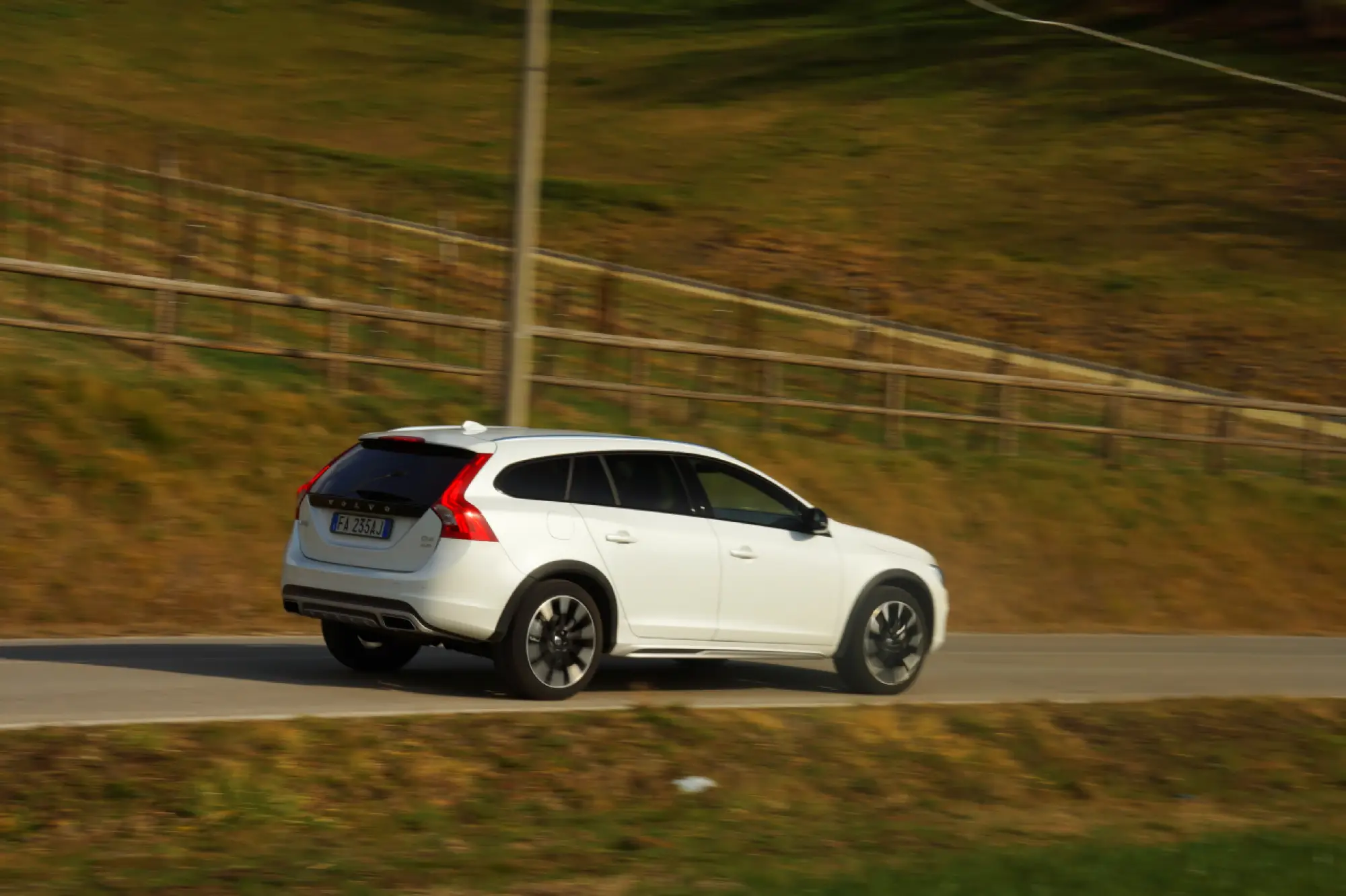 Volvo V60 Cross Country - Prova su strada 2016 - 46