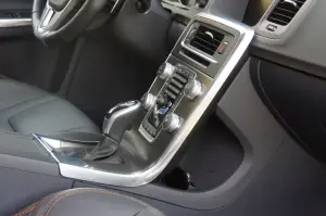 Volvo V60 Cross Country - Prova su strada 2016