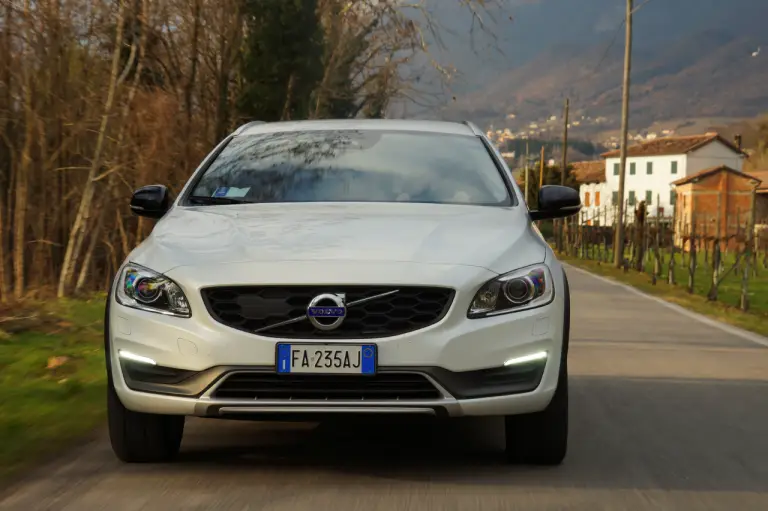 Volvo V60 Cross Country - Prova su strada 2016 - 91