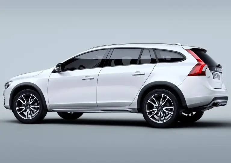 Volvo V60 Cross Country - 8