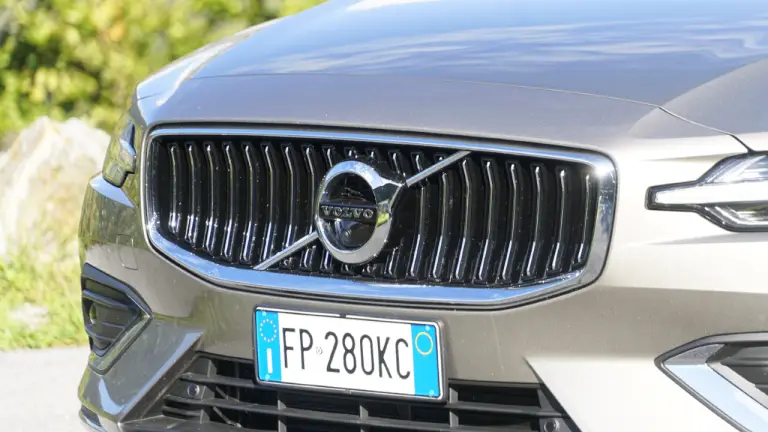 Volvo V60 D4 Prova su strada 2018 - 6