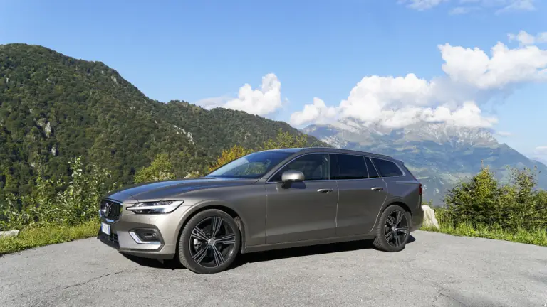 Volvo V60 D4 Prova su strada 2018 - 9