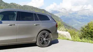 Volvo V60 D4 Prova su strada 2018 - 11