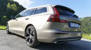 Volvo V60 D4 Prova su strada 2018 - 18