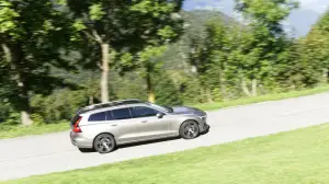 Volvo V60 D4 Prova su strada 2018 - 33