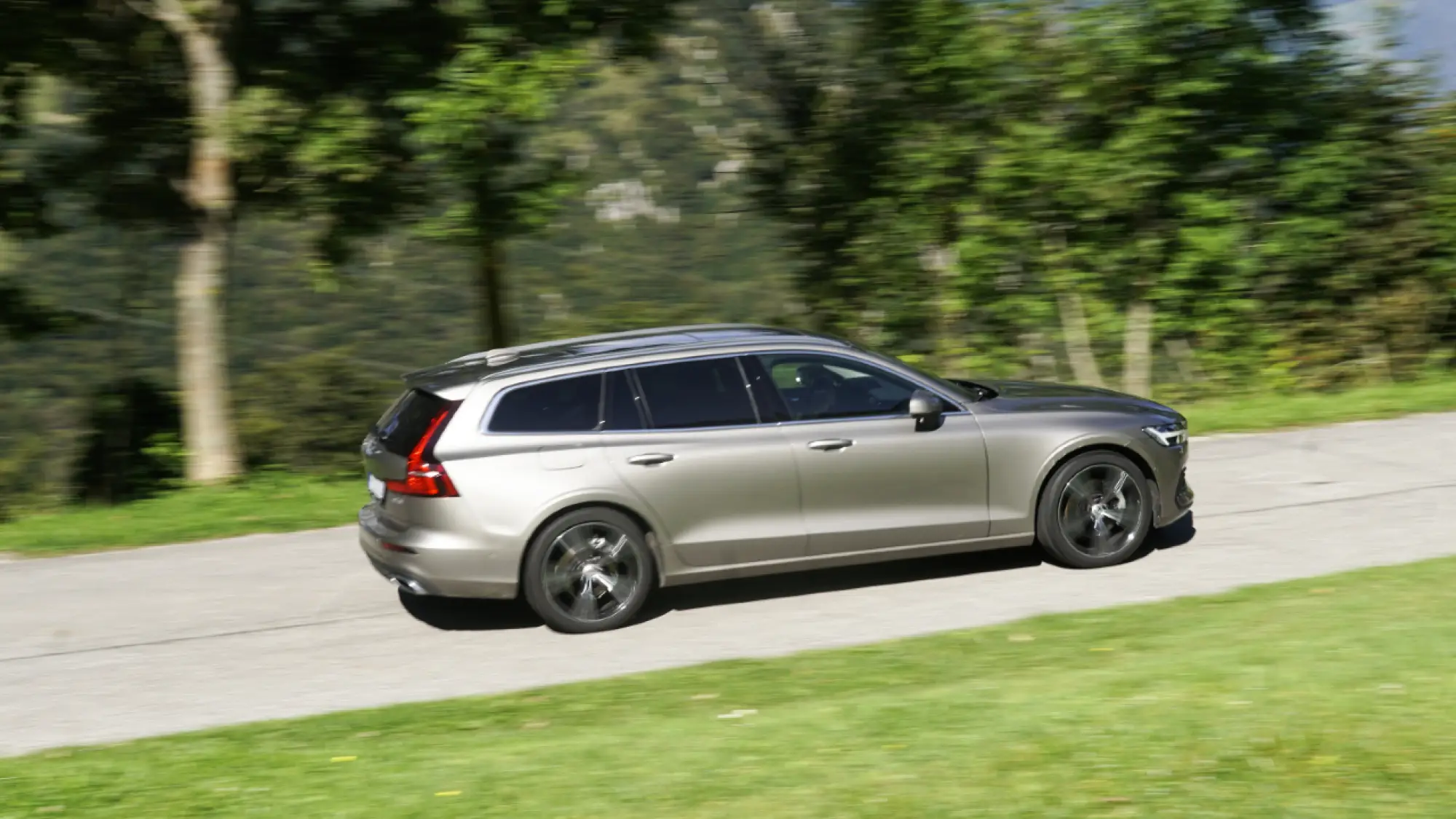 Volvo V60 D4 Prova su strada 2018 - 39