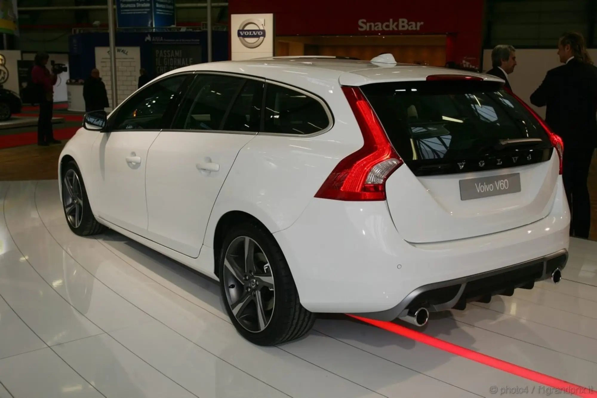 Volvo V60 Motorshow Bologna 2010 - 3