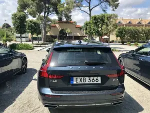 Volvo V60 MY 2018 - Test Drive in Anteprima