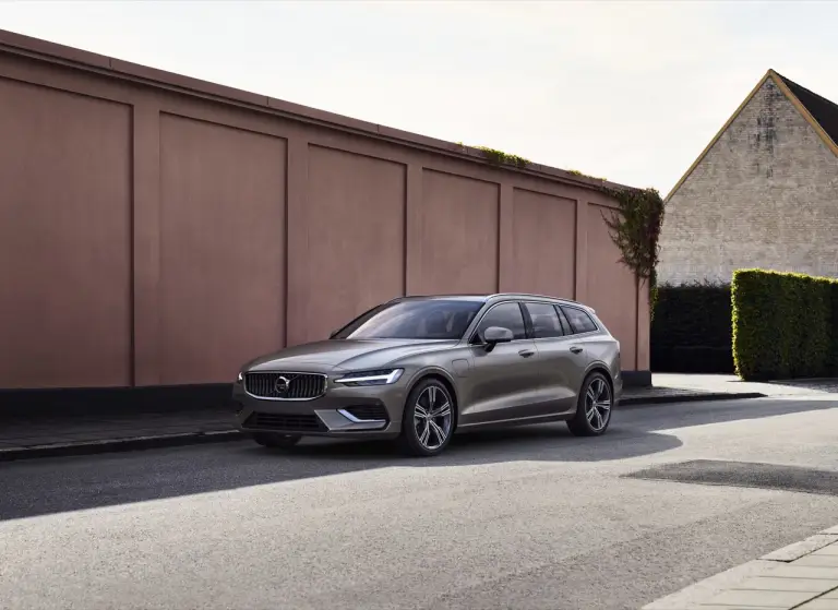 Volvo V60 MY 2018 - Test Drive in Anteprima - 20