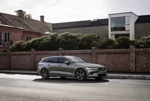 Volvo V60 MY 2018 - Test Drive in Anteprima - 22