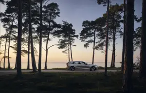 Volvo V60 MY 2018 - Test Drive in Anteprima