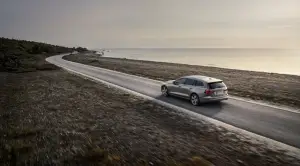 Volvo V60 MY 2018 - Test Drive in Anteprima