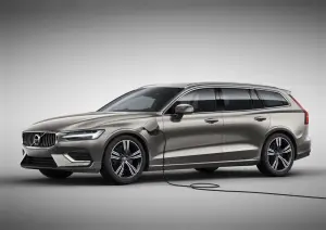 Volvo V60 MY 2018 - Test Drive in Anteprima