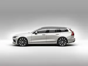 Volvo V60 MY 2018 - Test Drive in Anteprima - 94