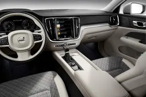 Volvo V60 MY 2019 - 29