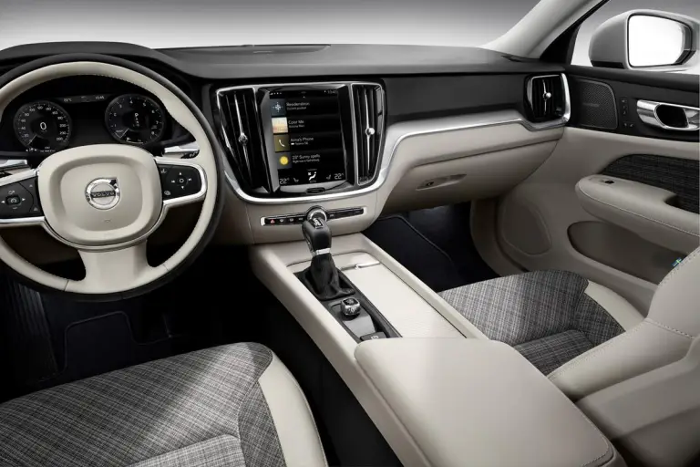 Volvo V60 MY 2019 - 29