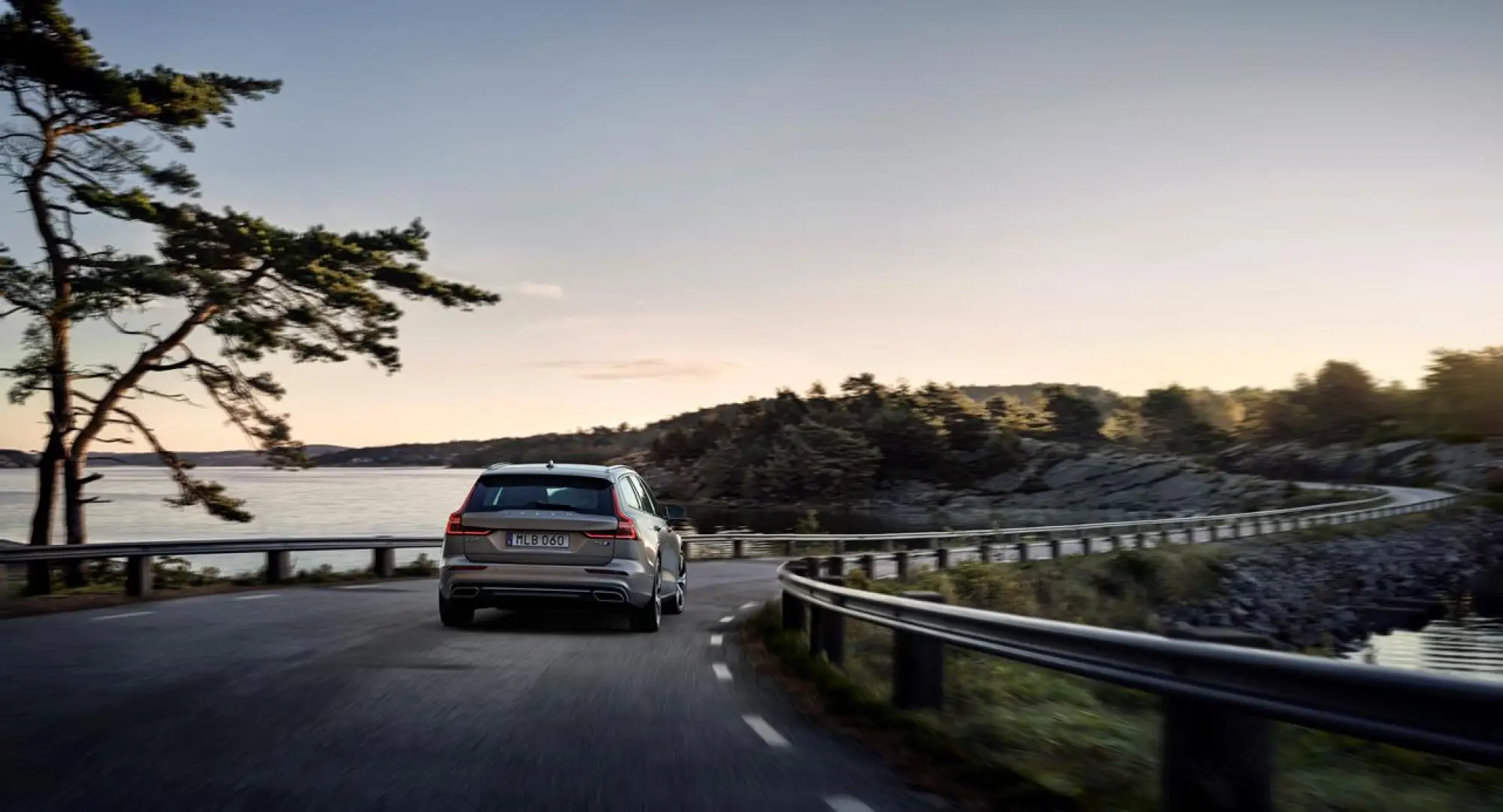 Volvo V60 MY 2019 - 76