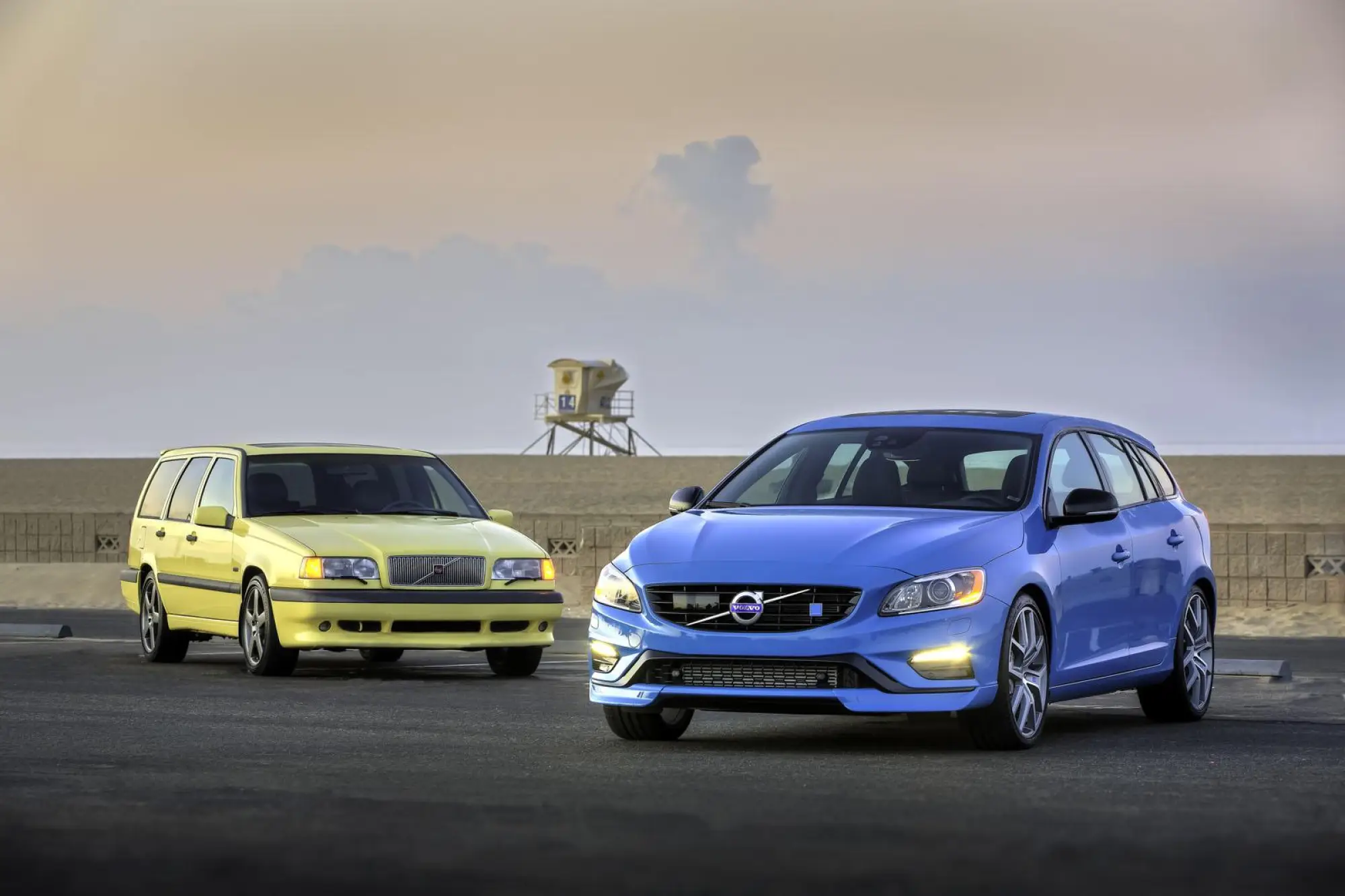 Volvo V60 Polestar e Volvo 855 T5-R - 1