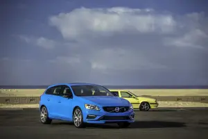 Volvo V60 Polestar e Volvo 855 T5-R