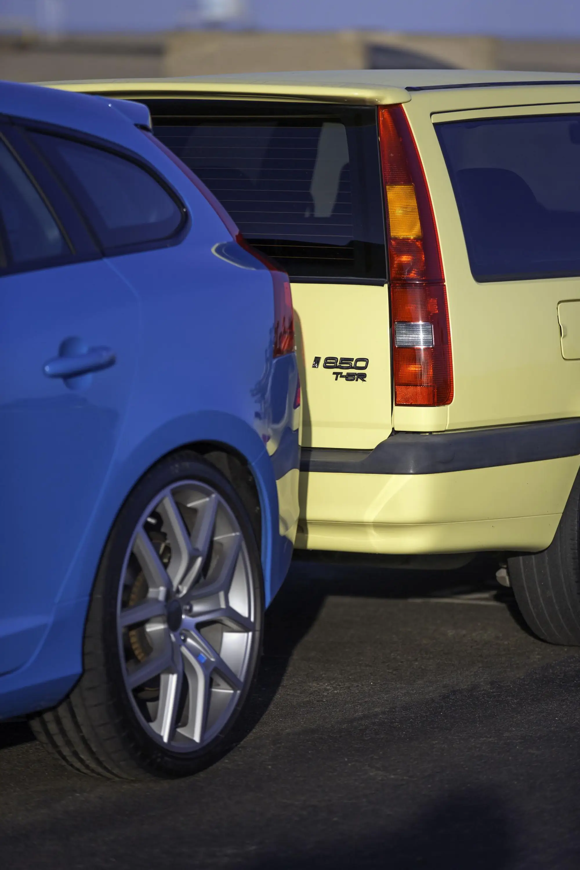 Volvo V60 Polestar e Volvo 855 T5-R - 10