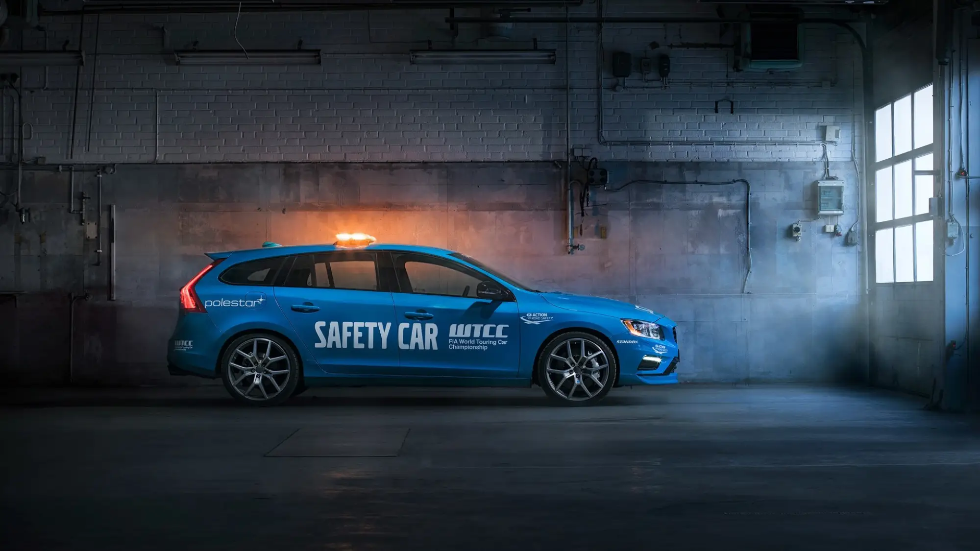 Volvo V60 Polestar WTCC Safety Car - 2