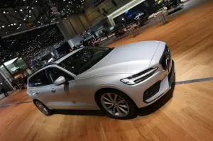 Volvo V60 - Salone di Ginevra 2018