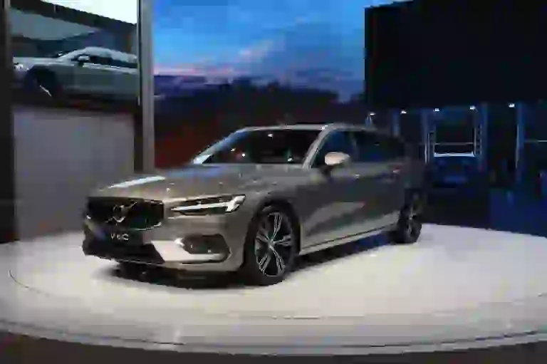 Volvo V60 - Salone di Ginevra 2018 - 1