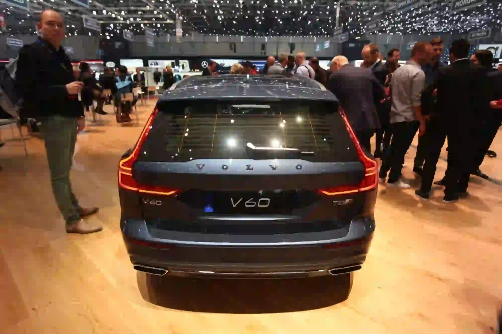 Volvo V60 - Salone di Ginevra 2018 - 4