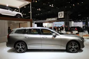 Volvo V60 - Salone di New York 2018 - 4