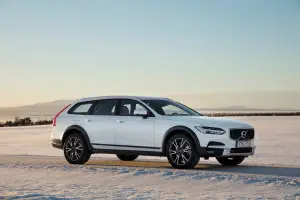 Volvo V90 Cross Country 2017 - 12