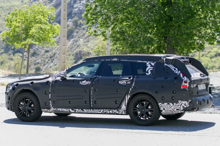 Volvo V90 Cross Country - 6