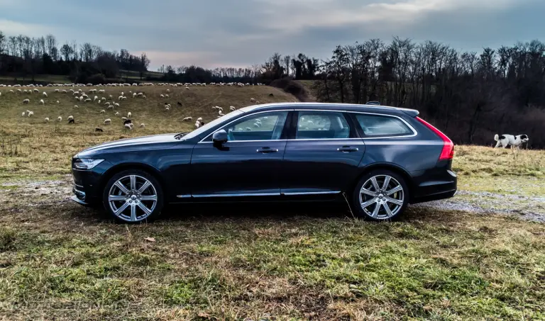 Volvo V90 D4 - Prova su strada 2017 - 37