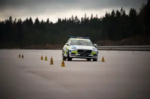 Volvo V90 - Polizia svedese