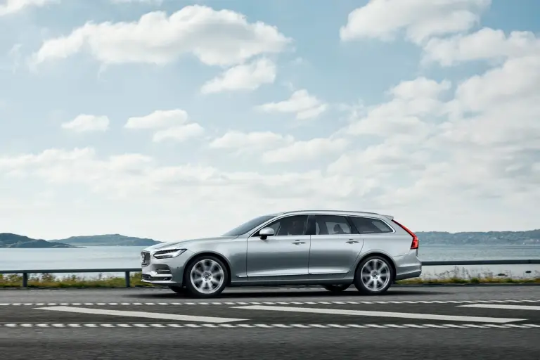 Volvo V90 - 30