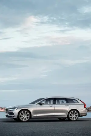 Volvo V90