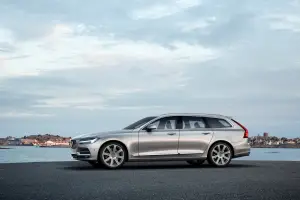 Volvo V90 - 32