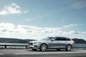 Volvo V90