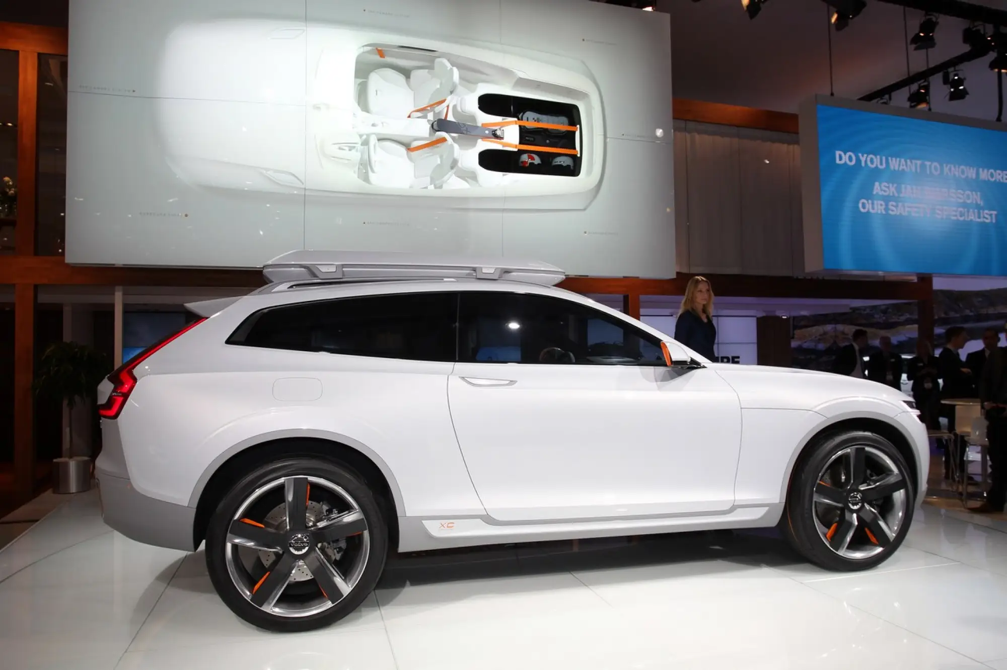 Volvo XC Concept - Salone di Detroit 2014 - 5