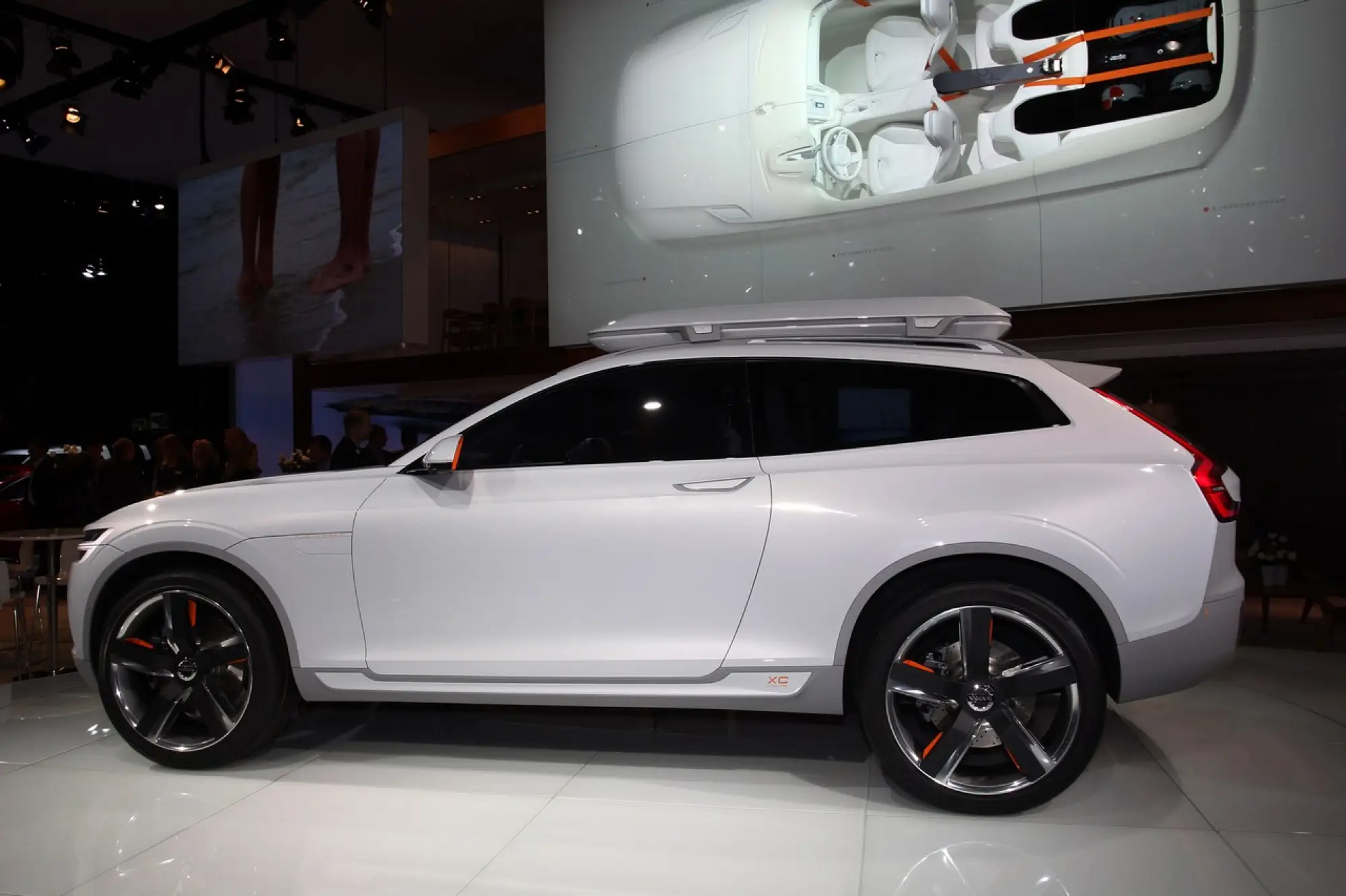 Volvo XC Concept - Salone di Detroit 2014 - 7