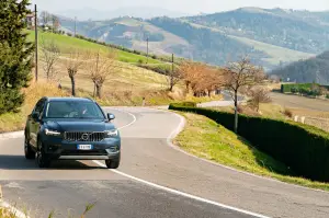 Volvo XC40 Recharge Plug-In Hybrid - Foto Ufficiali