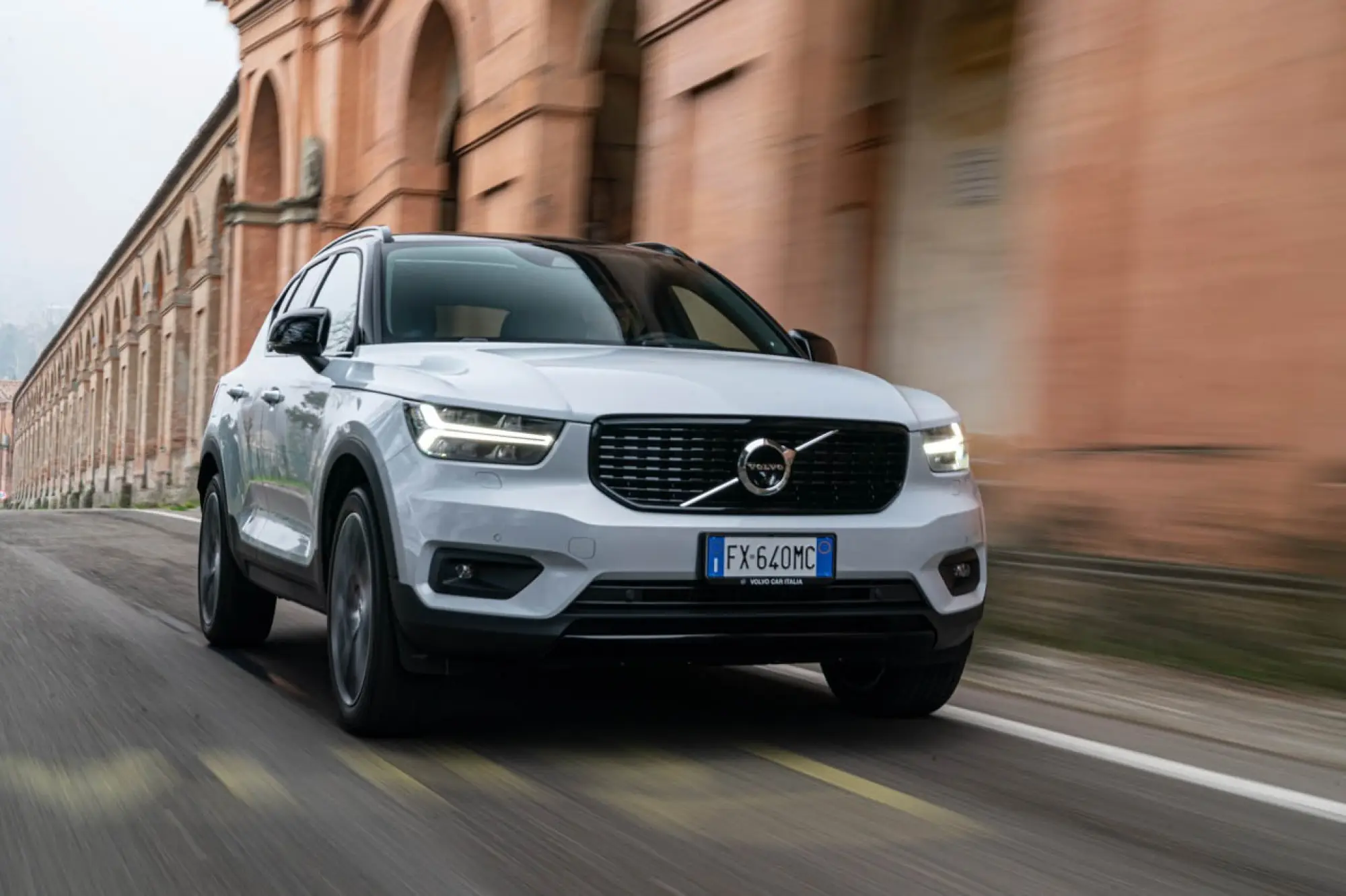 Volvo XC40 Recharge Plug-In Hybrid - Foto Ufficiali - 27