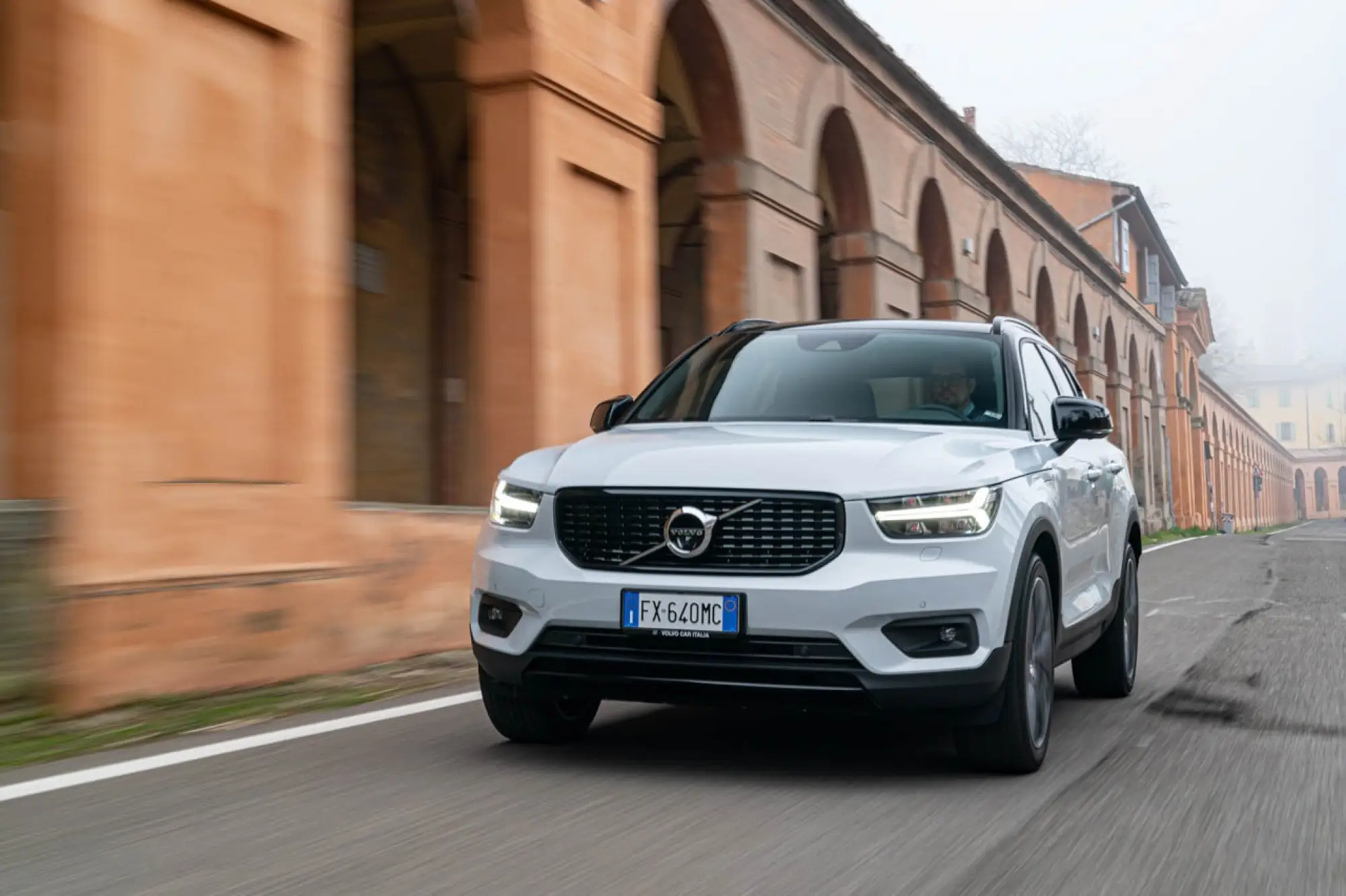 Volvo XC40 Recharge Plug-In Hybrid - Foto Ufficiali - 28